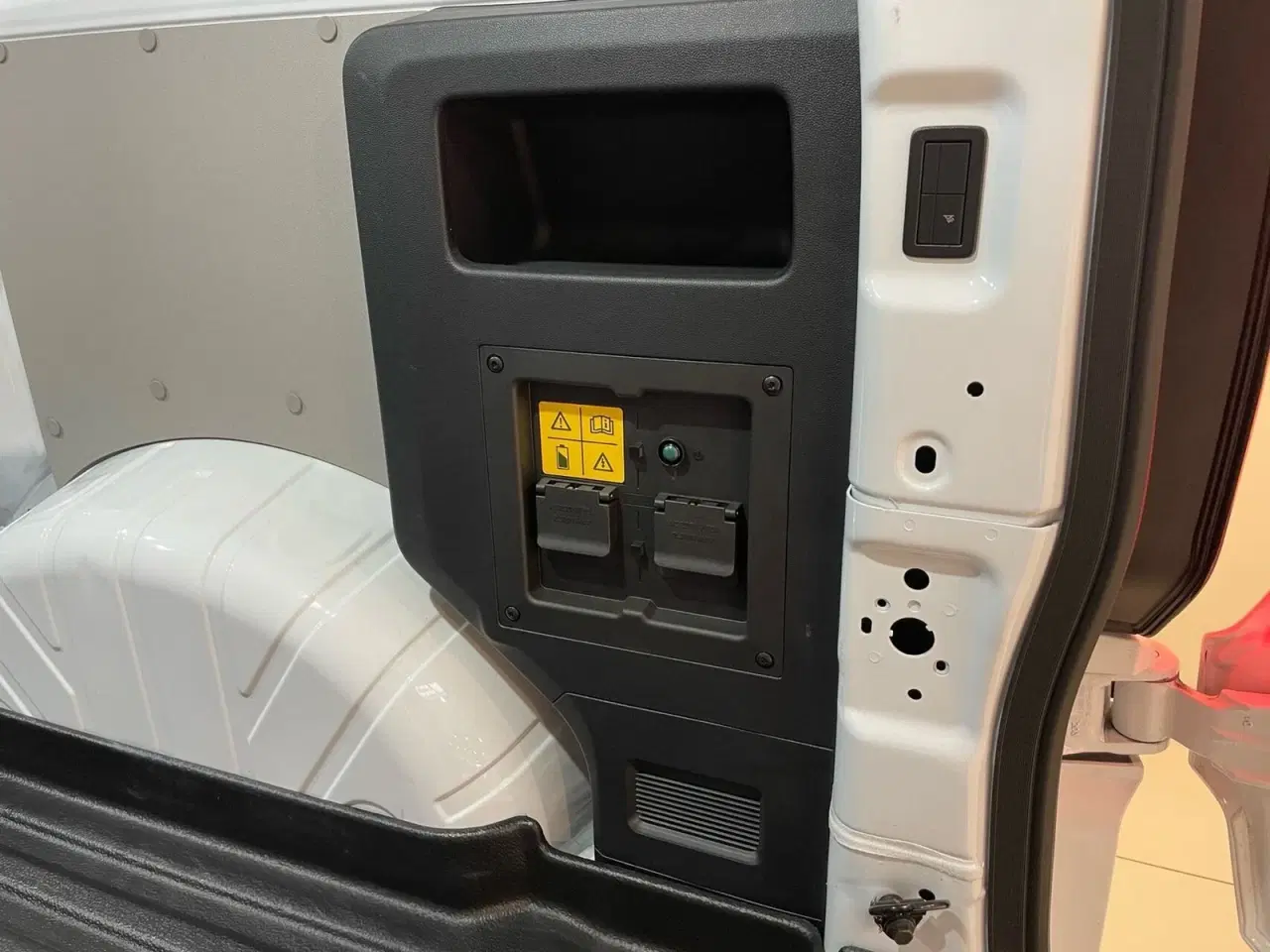 Billede 8 - Ford E-Transit Custom 320S 64 Trend