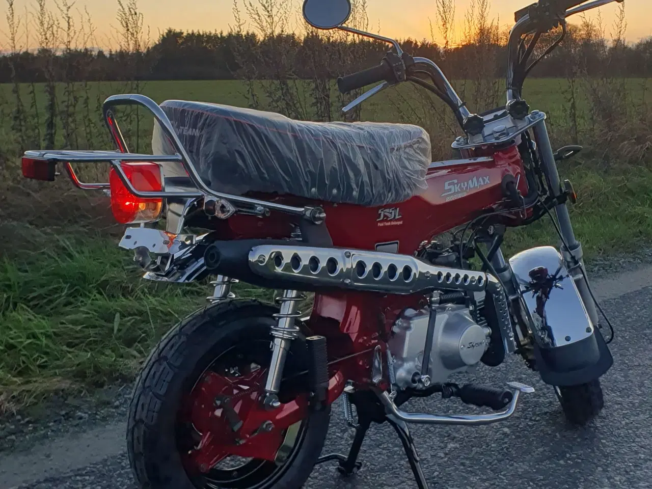 Billede 2 - DAX Knallert flot retro design