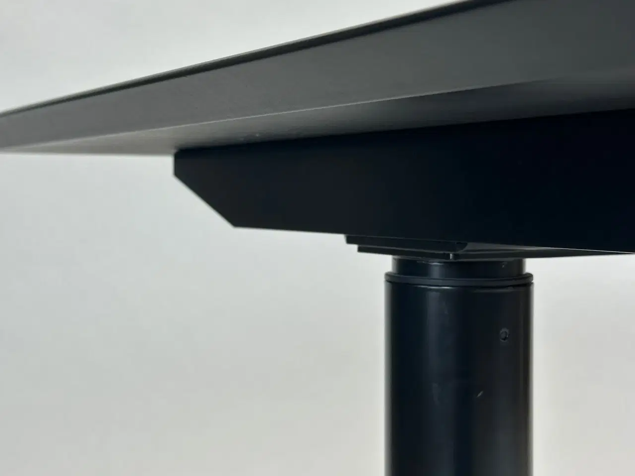 Billede 5 - Hæve/sænkebord 160x80