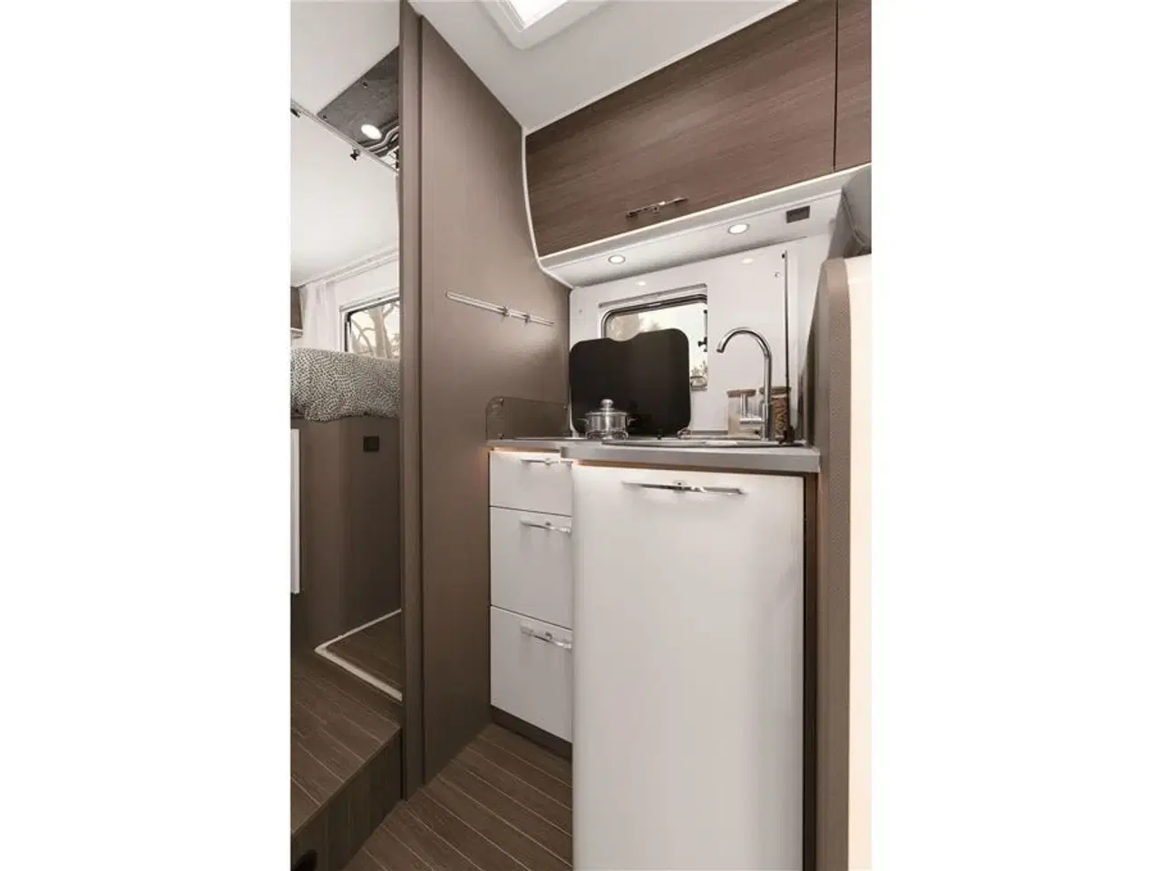 Billede 7 - 2025 - Etrusco T 7400 SB Aut   Etrusco By Hymer – Italiensk Kvalitet og Komfort fra Hinshøj Caravan