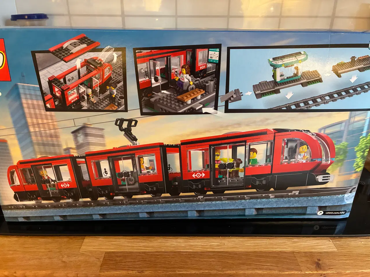 Billede 3 - Lego city 60423 letbane tog