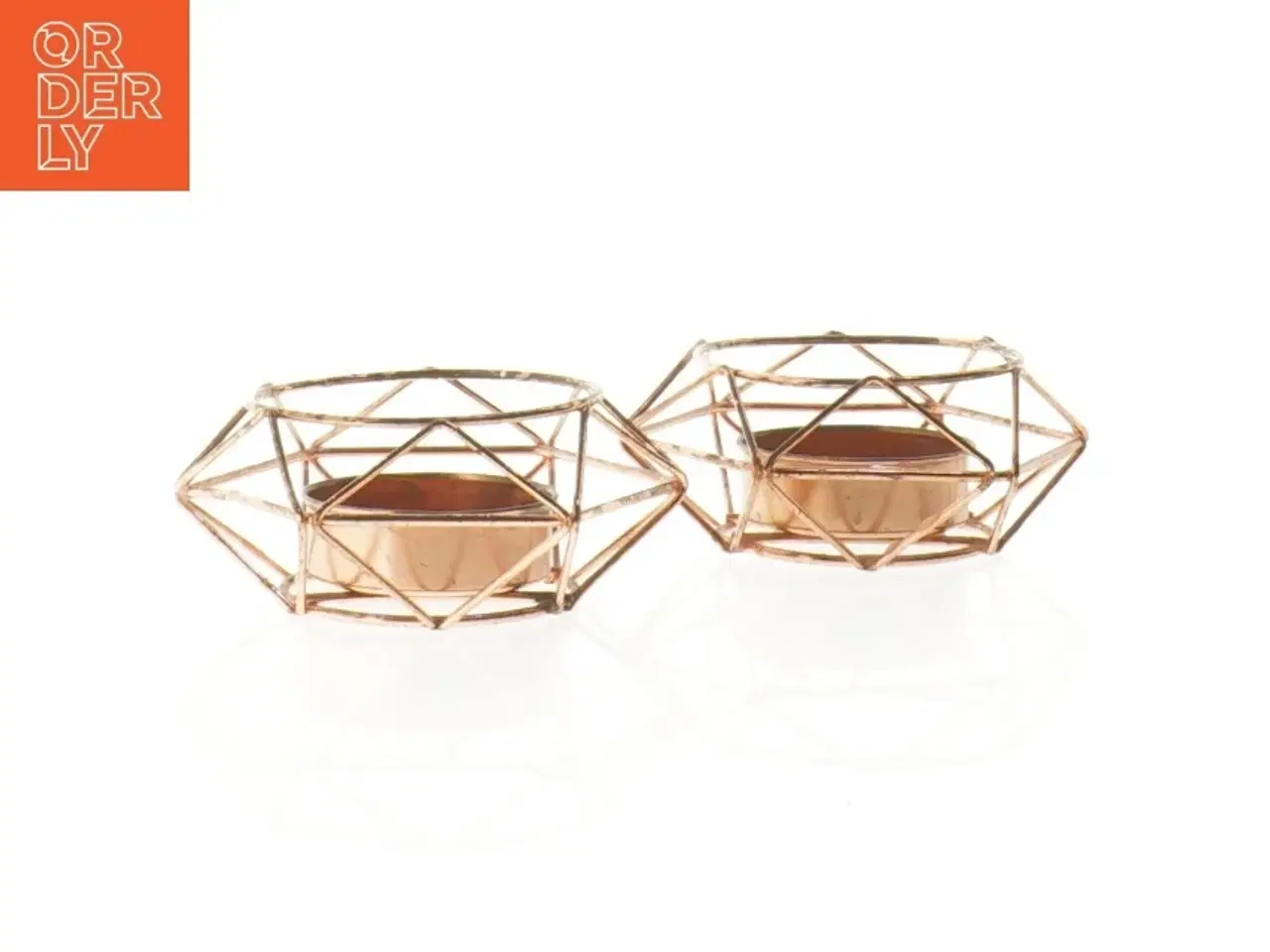 Billede 1 - Geometriske lysestager i kobber (str. 8 x 4 cm)