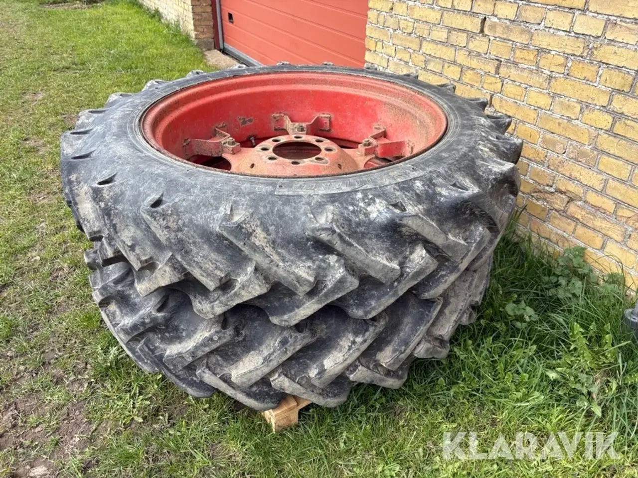 Billede 1 - Traktordæk Alliance 2 styk