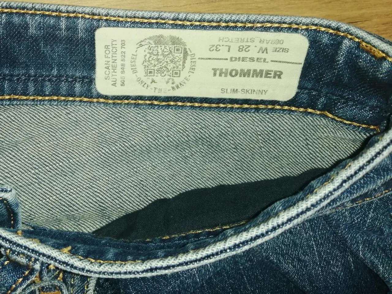 Billede 5 - DIESEL JEANS MODEL THOMMER, W28/32, FLOT STAND