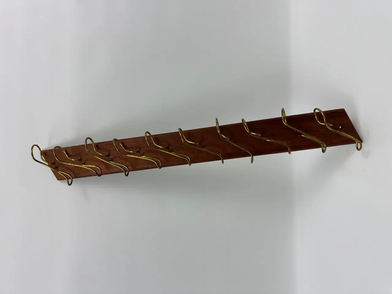 Billede 4 - Retro pibeholder i teak og messing (væghængt)