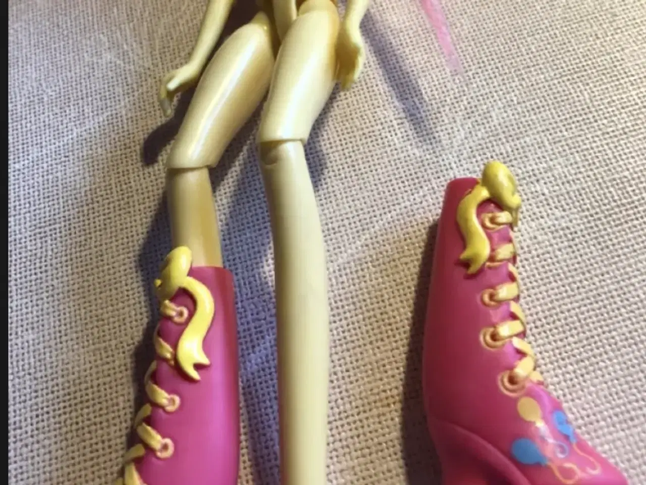 Billede 1 - Bratz dukke