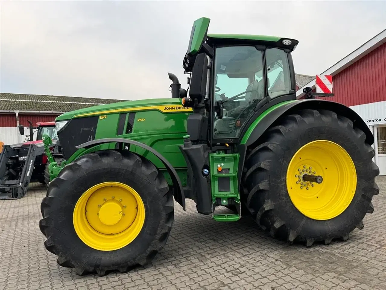 Billede 3 - John Deere 6R250 KUN 495 TIMER! GEN5 SKÆRM OG LÆDERSTUE!