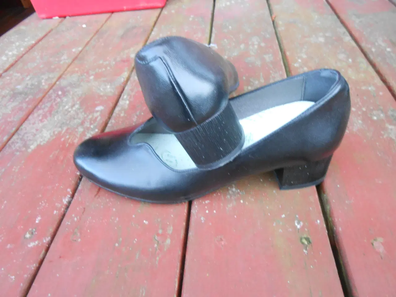 Billede 3 - Sorte Dame Pumps.