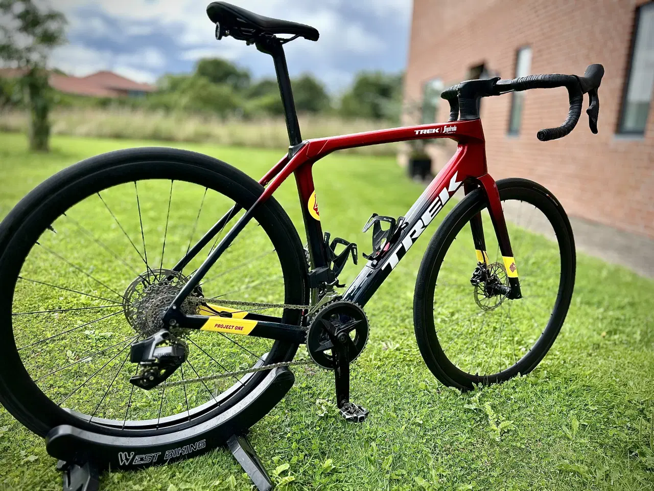 Billede 5 - Trek Domane SLR 6 Gen 4 eTap – Landevej & Gravel i