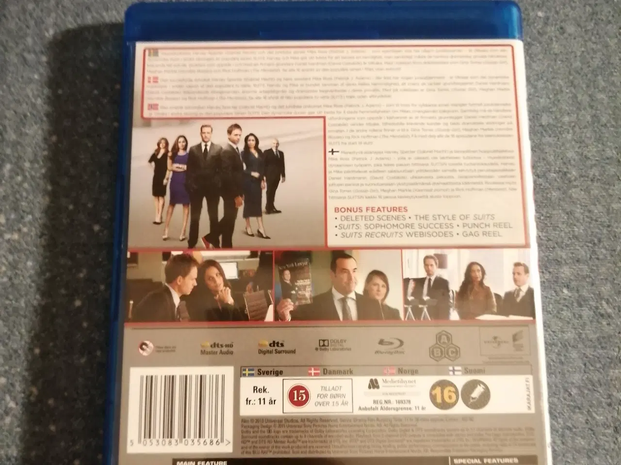 Billede 8 - Suits Sæsoner