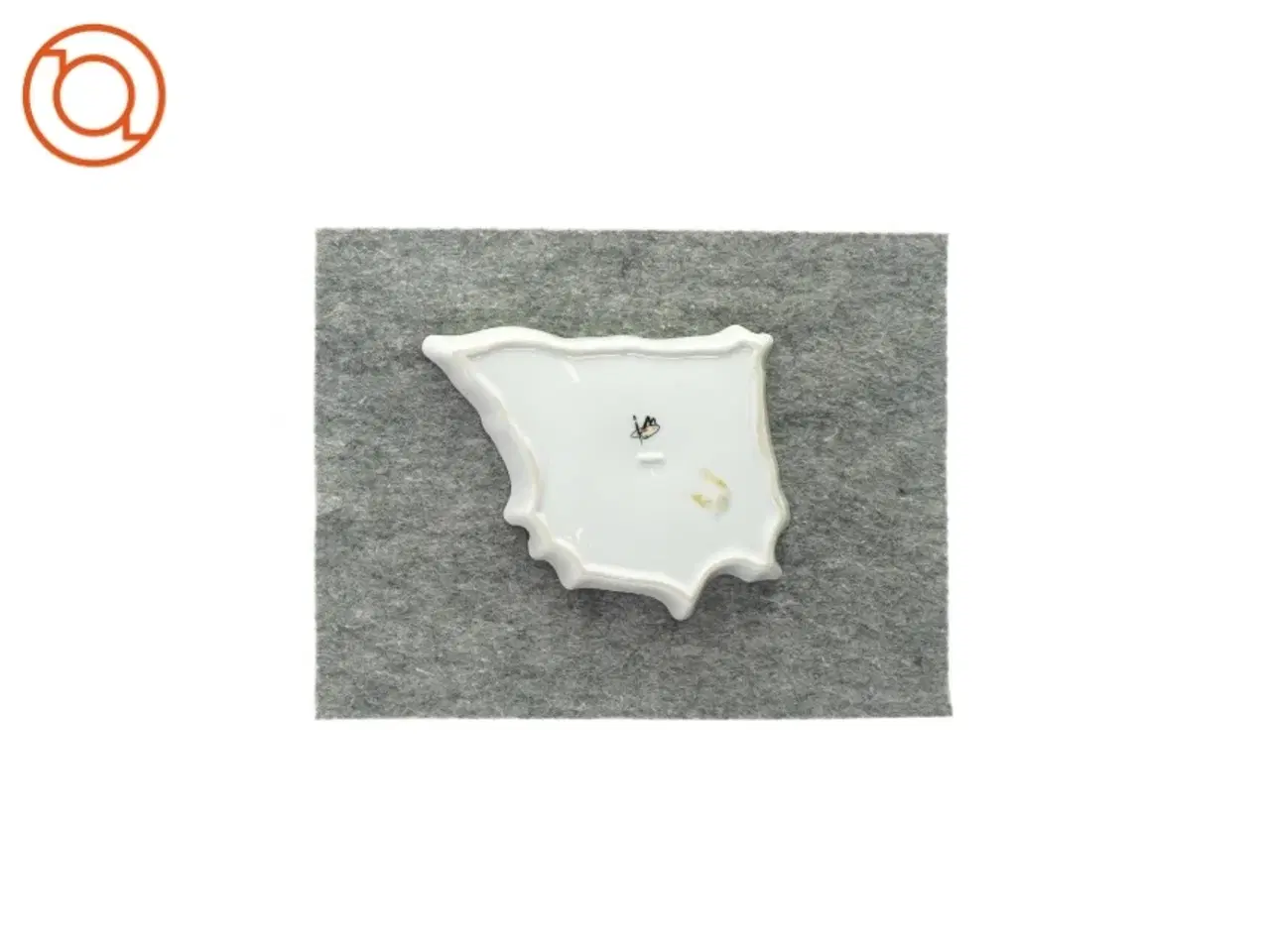 Billede 2 - Fad med print fra Ukendt (str. LBH: 13,5x9,5x2cm)