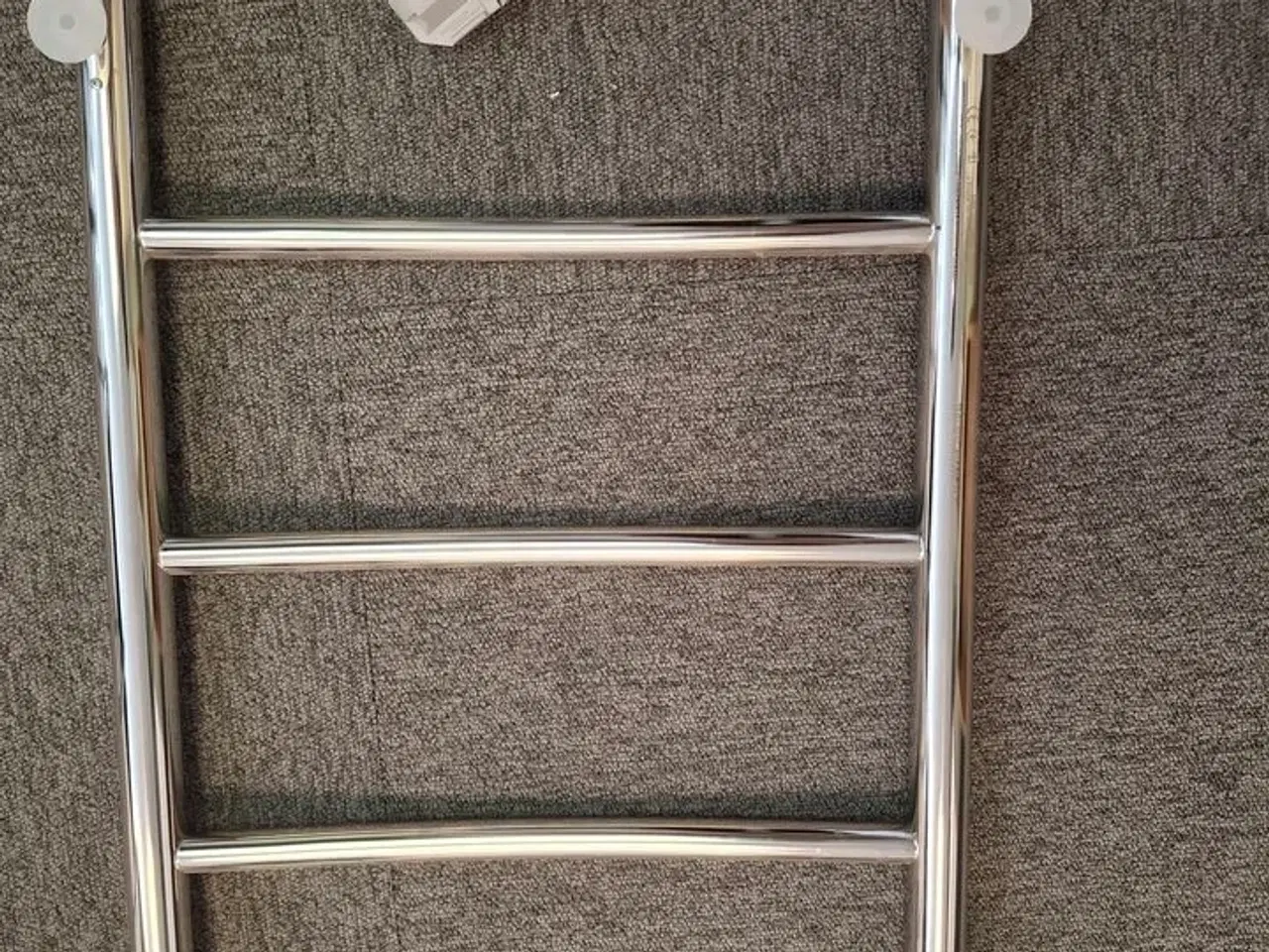 Billede 4 - Elektrisk håndklædetørrer med stikkontakt  STRØMBERG