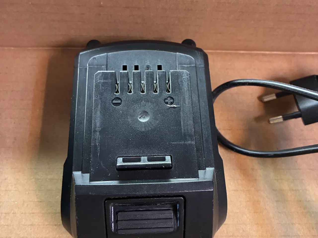 Billede 4 - Vinkelsliber med tilhørende lader