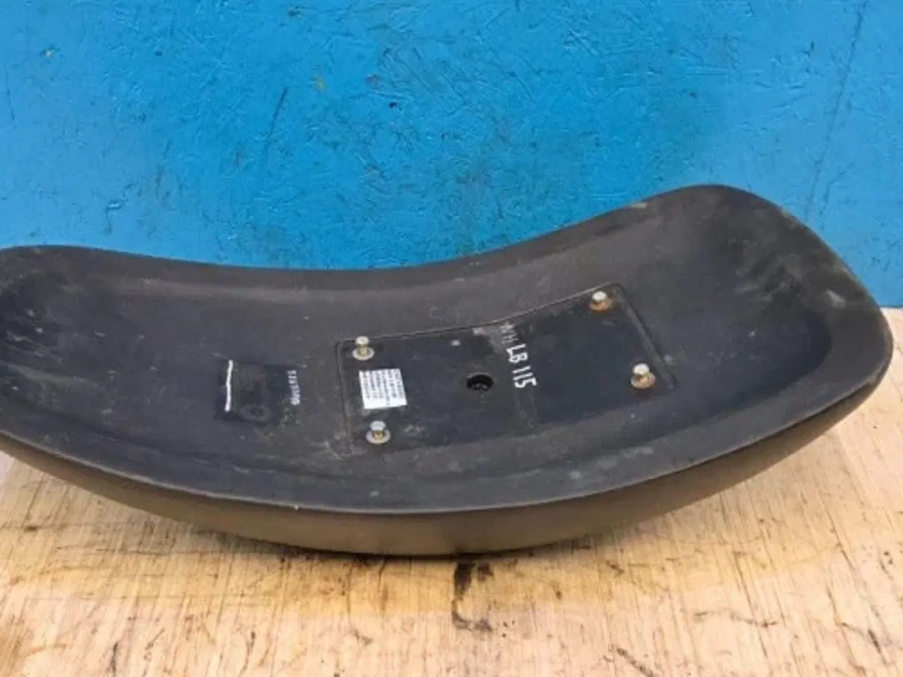 Billede 4 - New Holland LB115 Hjulskærm L. 85806173