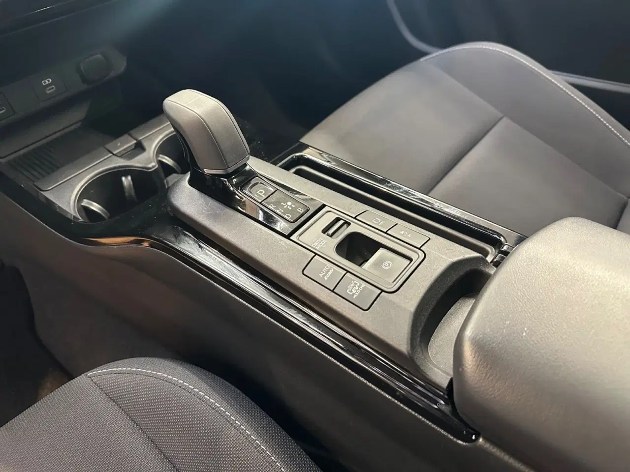 Billede 14 - Toyota Prius 2,0 Plug-in Hybrid Elegant