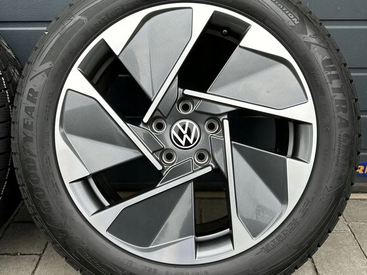 Billede 2 - VINTERHJUL VW ID.3 ID3 10A DERRY 18"