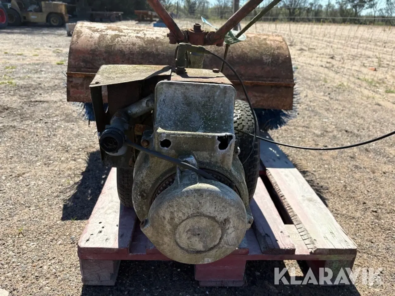 Billede 11 - Redskabsbærer MAG 1026 SRL X148