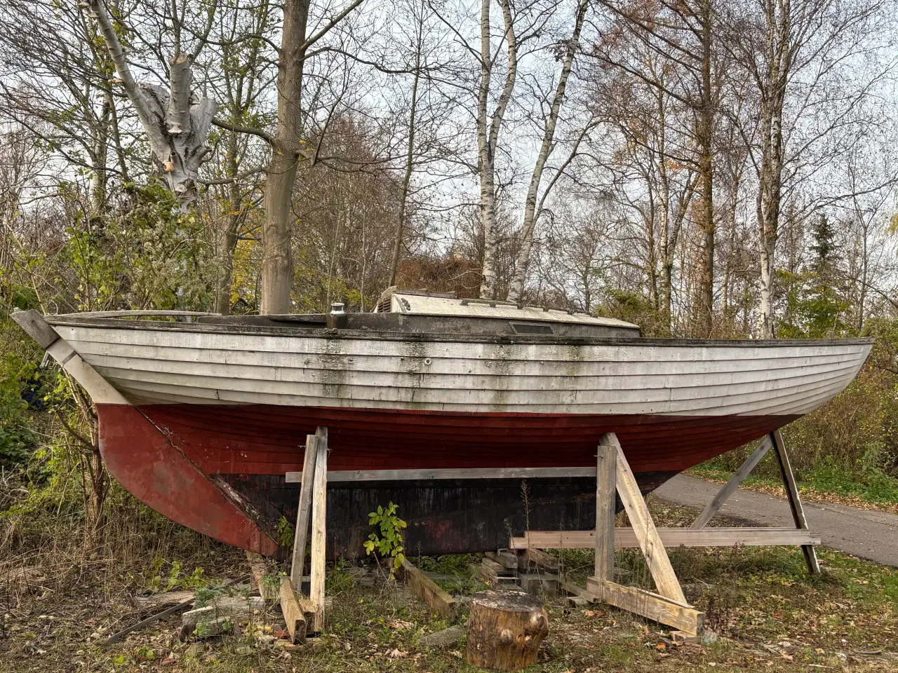 Billede 1 - Ældre sejlbåd