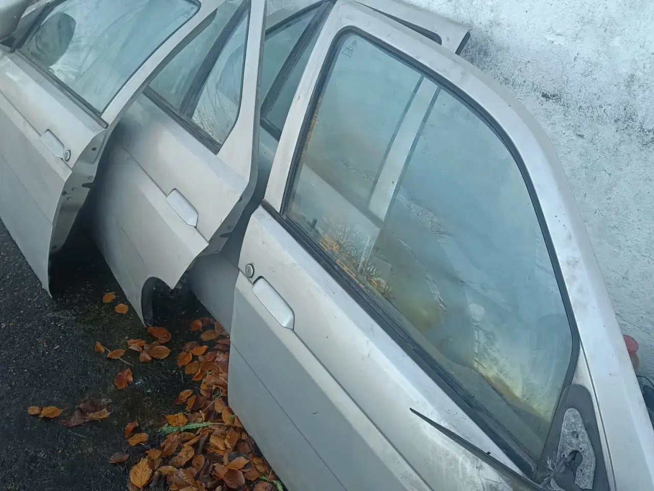 Billede 2 - 4 døre til Alfa Romeo 155