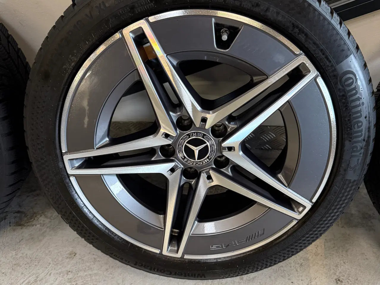 Billede 4 - Originale 18” amg Mercedes alufælge med Conti dæk