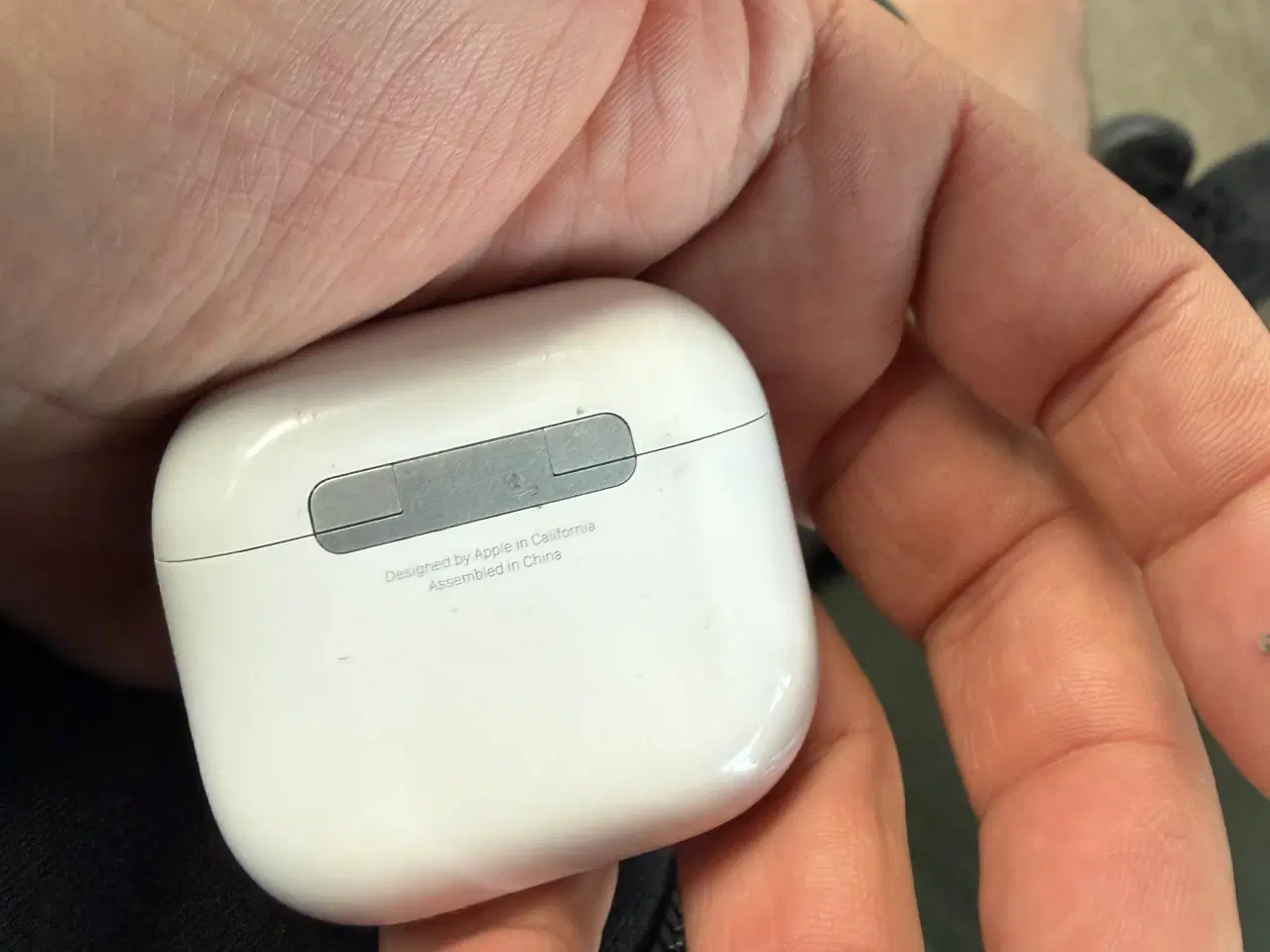 Billede 4 -  Airpods 4 næsten ubrugt