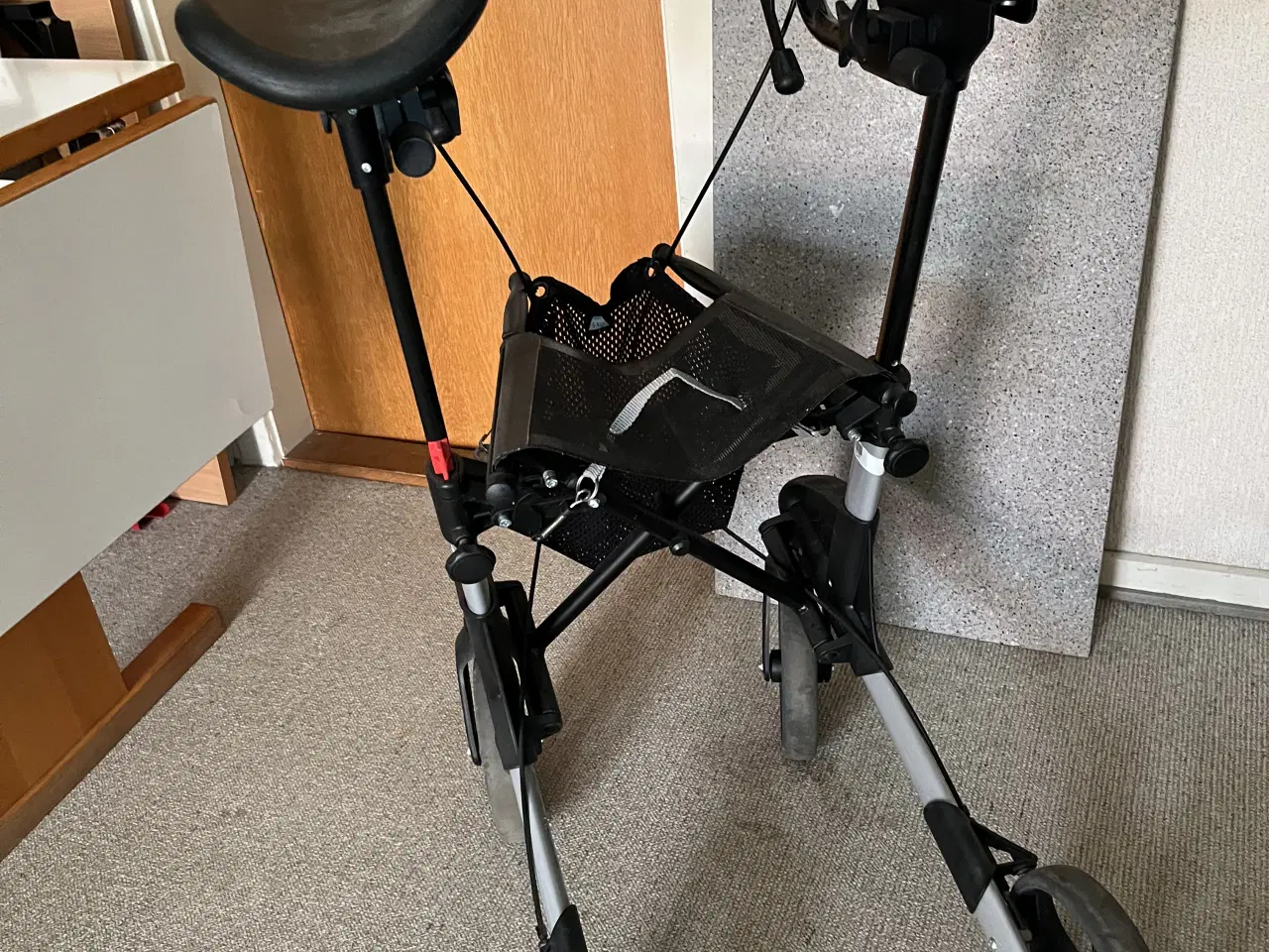 Billede 2 - Rollator med armstøtter