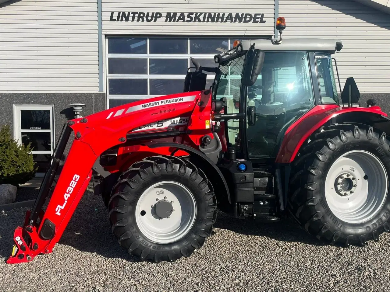 Billede 1 - Massey Ferguson 6715 S Dyna6 Med frontlæsser