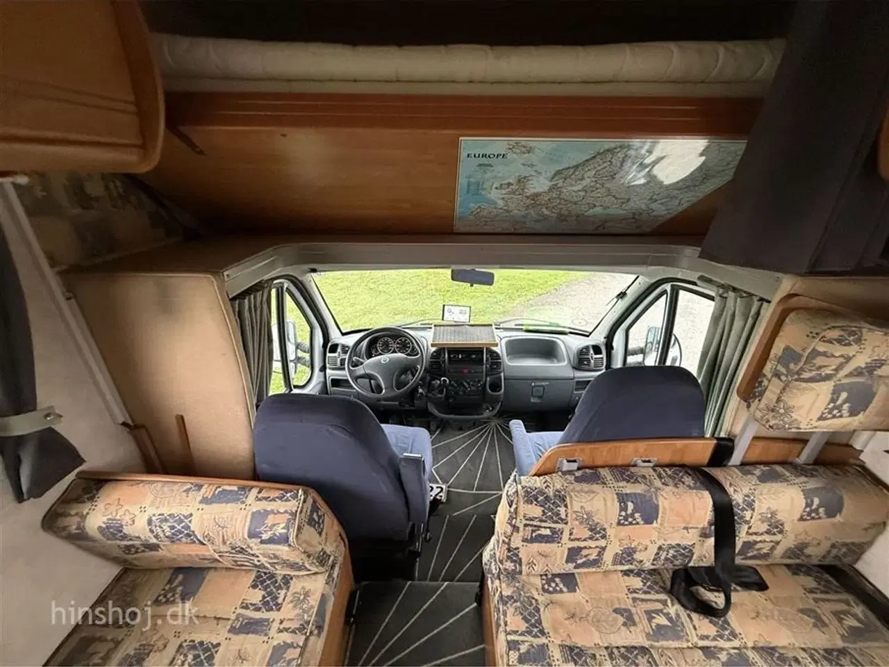 Billede 2 - 2002 - Bavaria A68ED Alkove Autocamper med køjer og Alkove fra Hinshøj Caravan