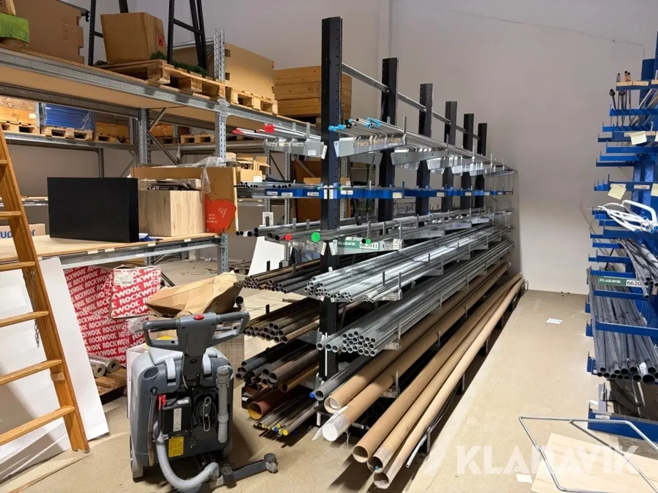 Billede 1 - Gren reol