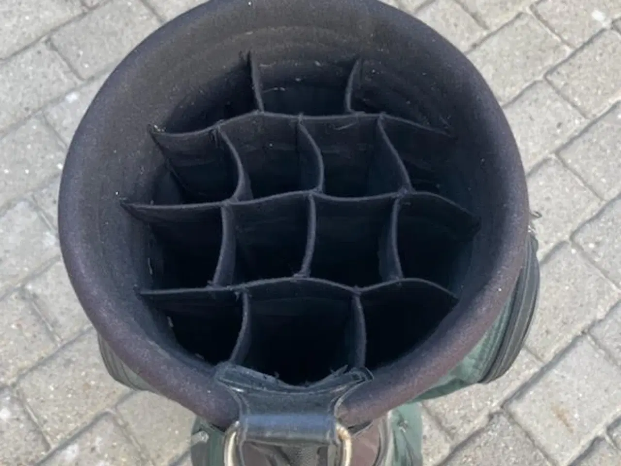 Billede 4 - Golfsæt og golfbag og diverse køller og jern