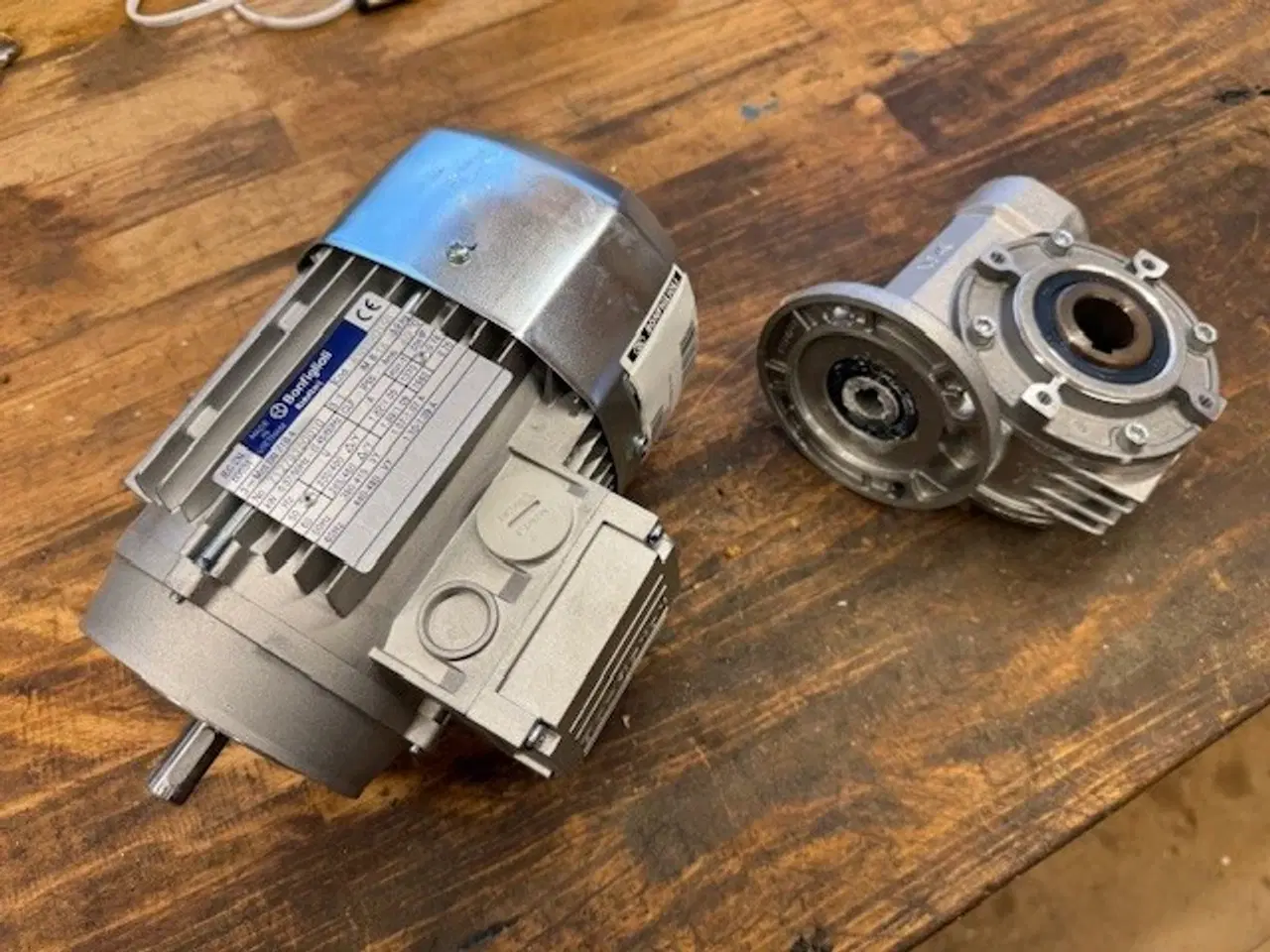Billede 1 - Bonfiglioli motor evt. med tilhørende gear