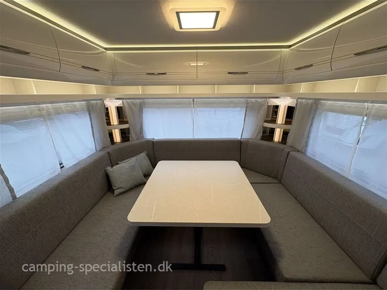 Billede 5 - 2026 - Hobby Excellent 560 CFe   2026 Hobby Excellent 560 CFe - Se den nu hos Camping-Specialisten.dk