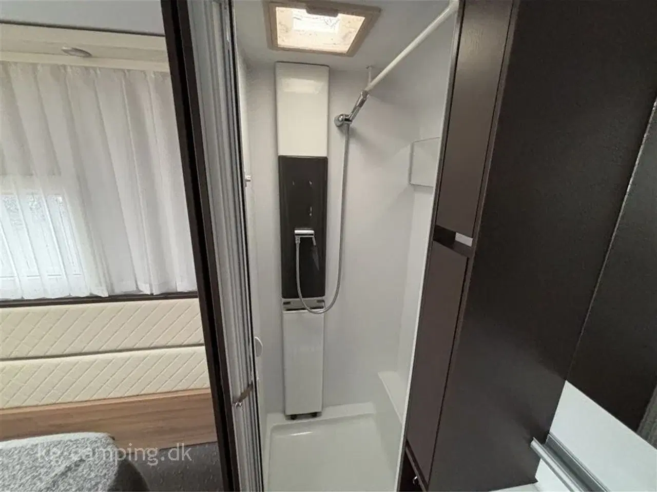 Billede 14 - 2020 - Adria Alpina 663 HT Populær Vogn med Fortelt og mover