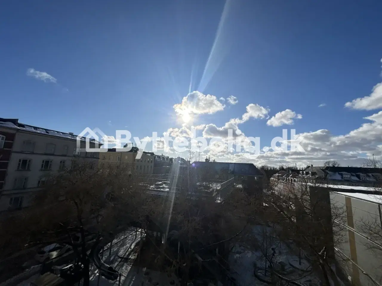 Billede 9 - Byt stor, lys Nørrebro-lejlighed til rækkehus i Bagsværd