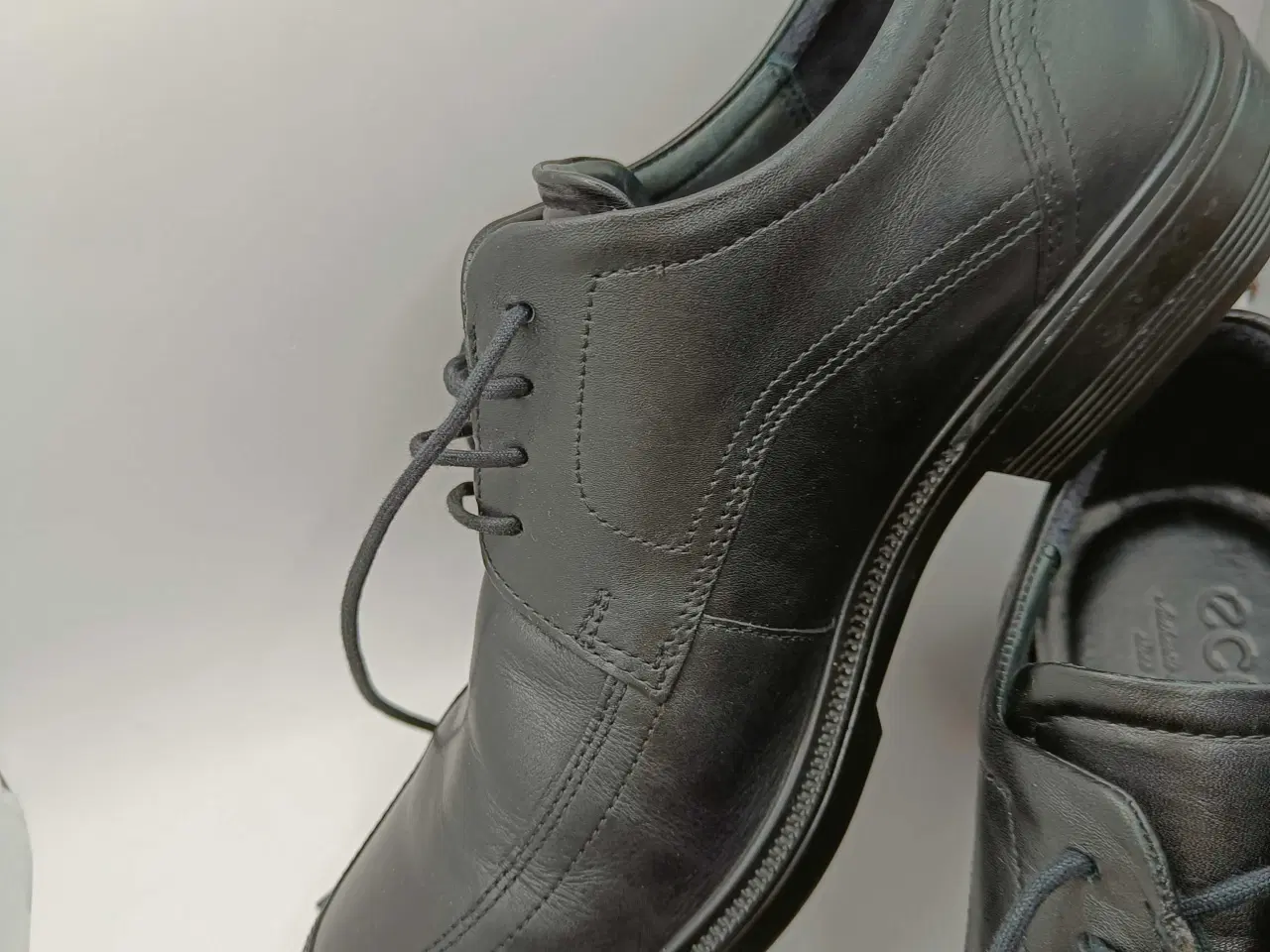 Billede 5 - Ecco sort læder sko 43str 