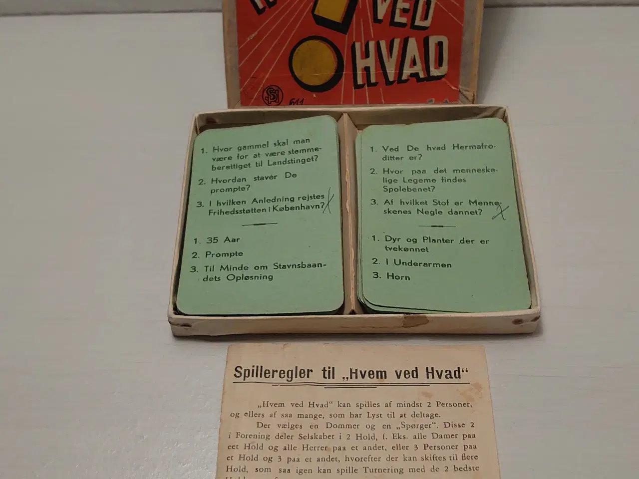 Billede 1 - Hvem ved Hvad. Quizspil. Før 1948.