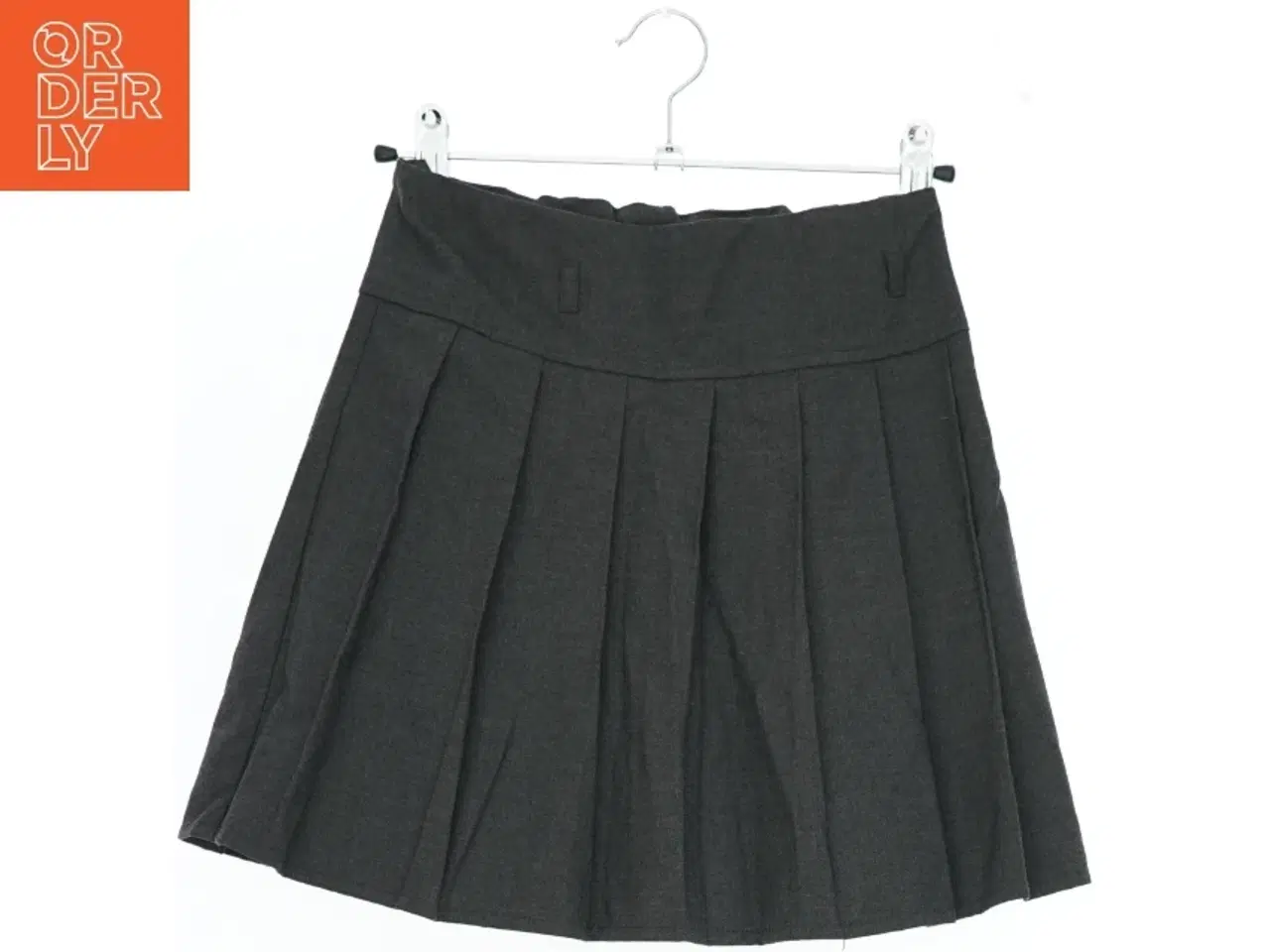 Billede 1 - Grå nederdel fra George (str. 134)