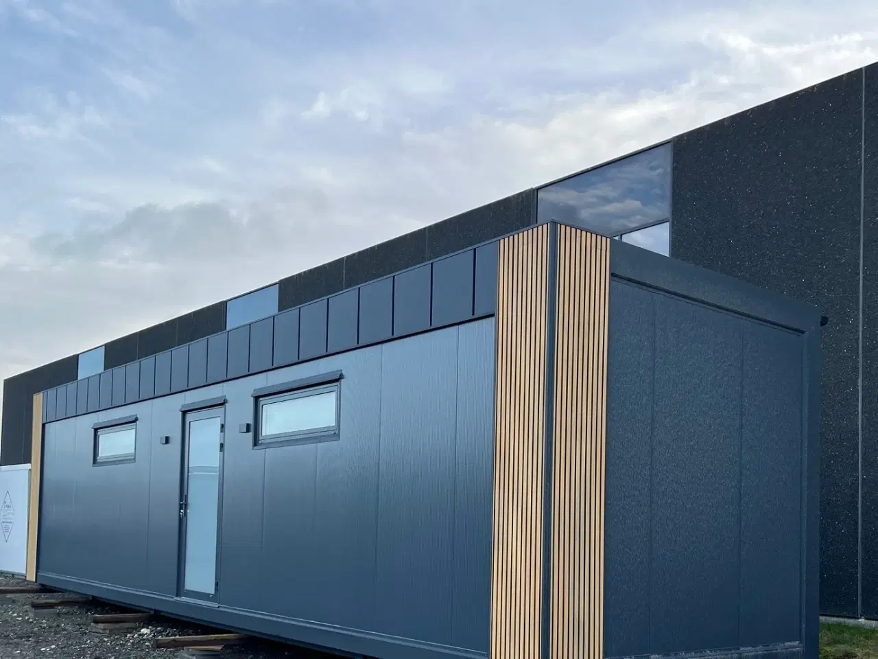 Billede 1 - Pavillon 12x3,20 m 36m²