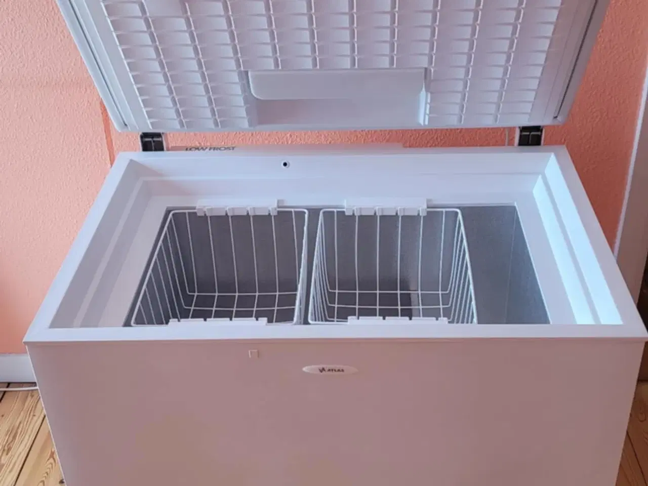 Billede 1 - Atlas kummefryser, kan afhentes gratis.