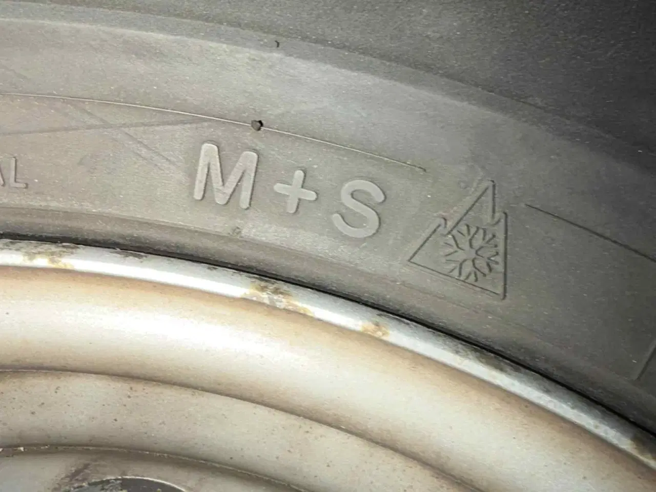 Billede 3 - Vinterhjul 215/65 R16