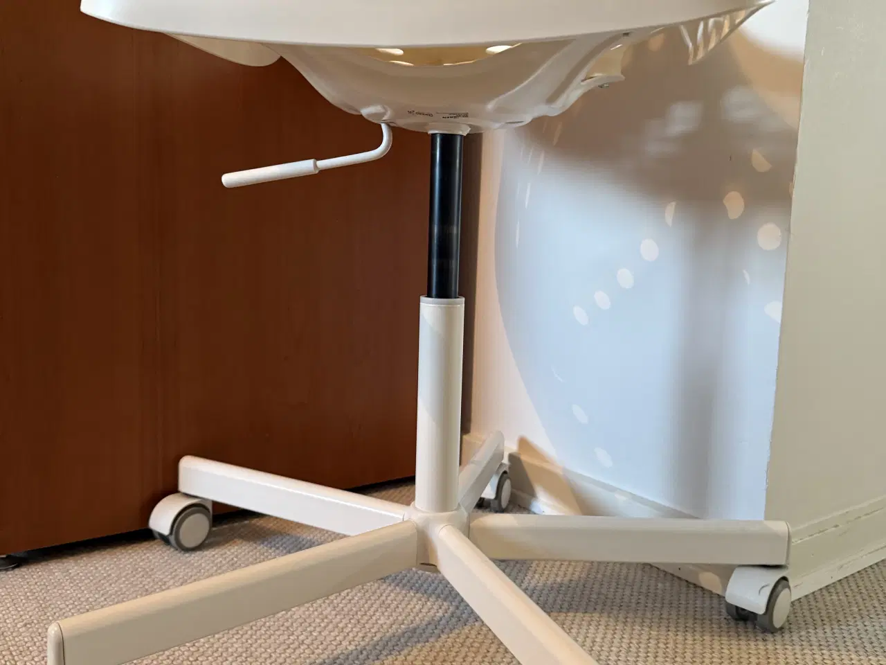 Billede 5 - Super flot skrivebord mrk. Micke