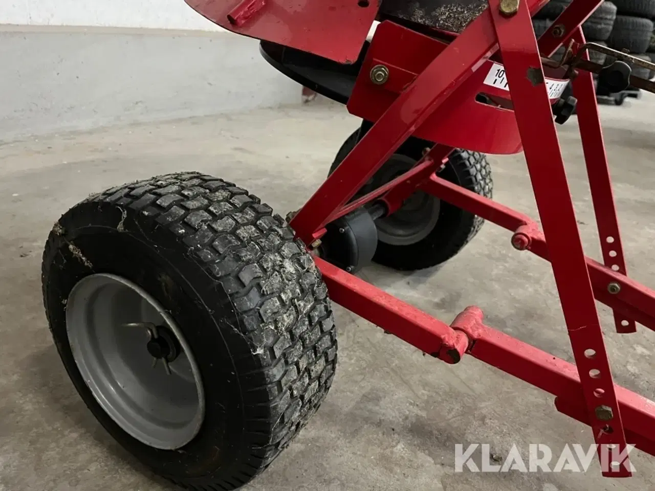 Billede 12 - Græsopsamler og gødningsspreder Husqvarna og Rondini