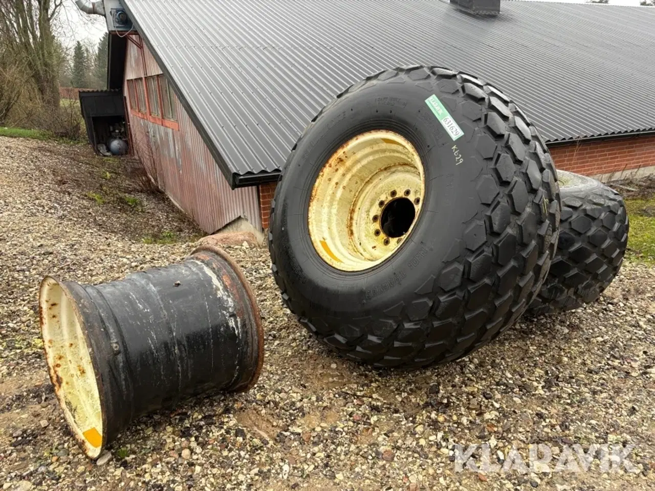 Billede 1 - Landbrugsdæk + følg Alliance 28L-26 A-330 B-61 - 2 styk