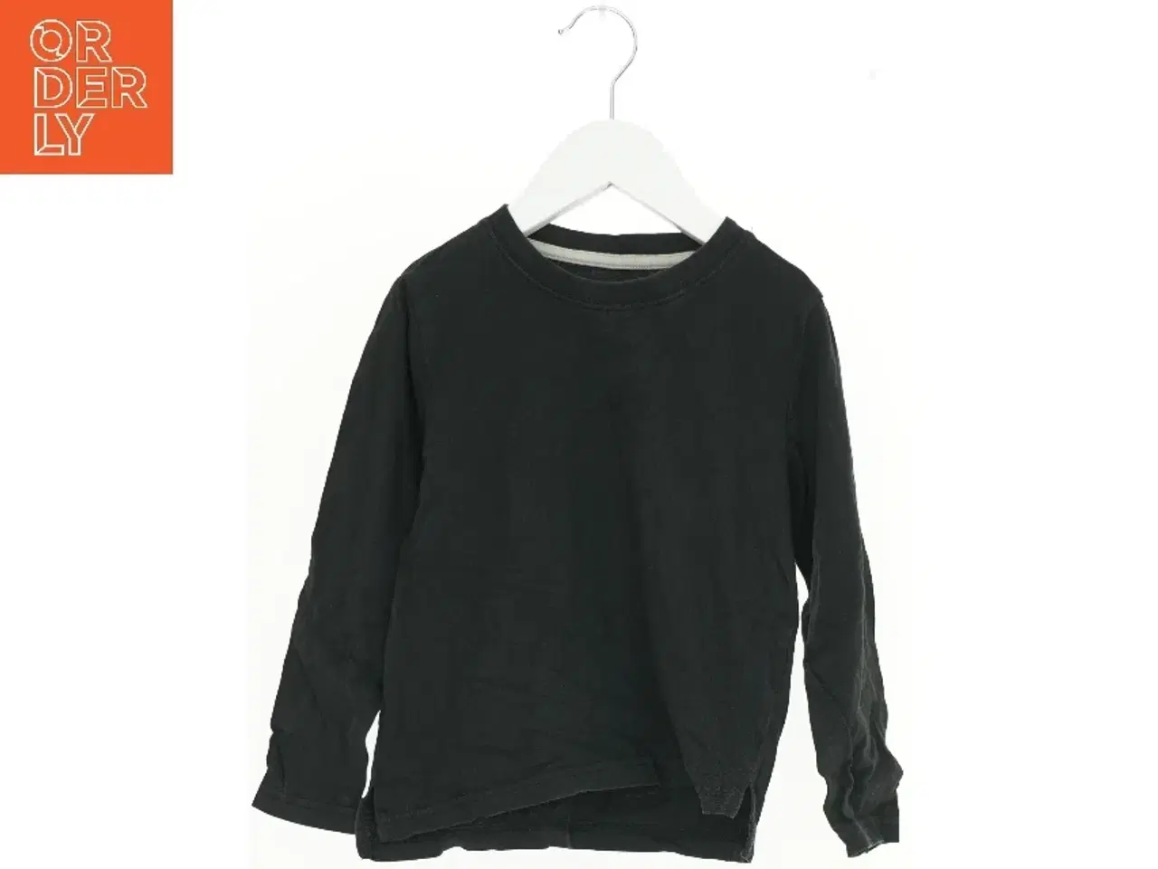 Billede 1 - Langærmet sort trøje fra Mads & Mette (str. 110)