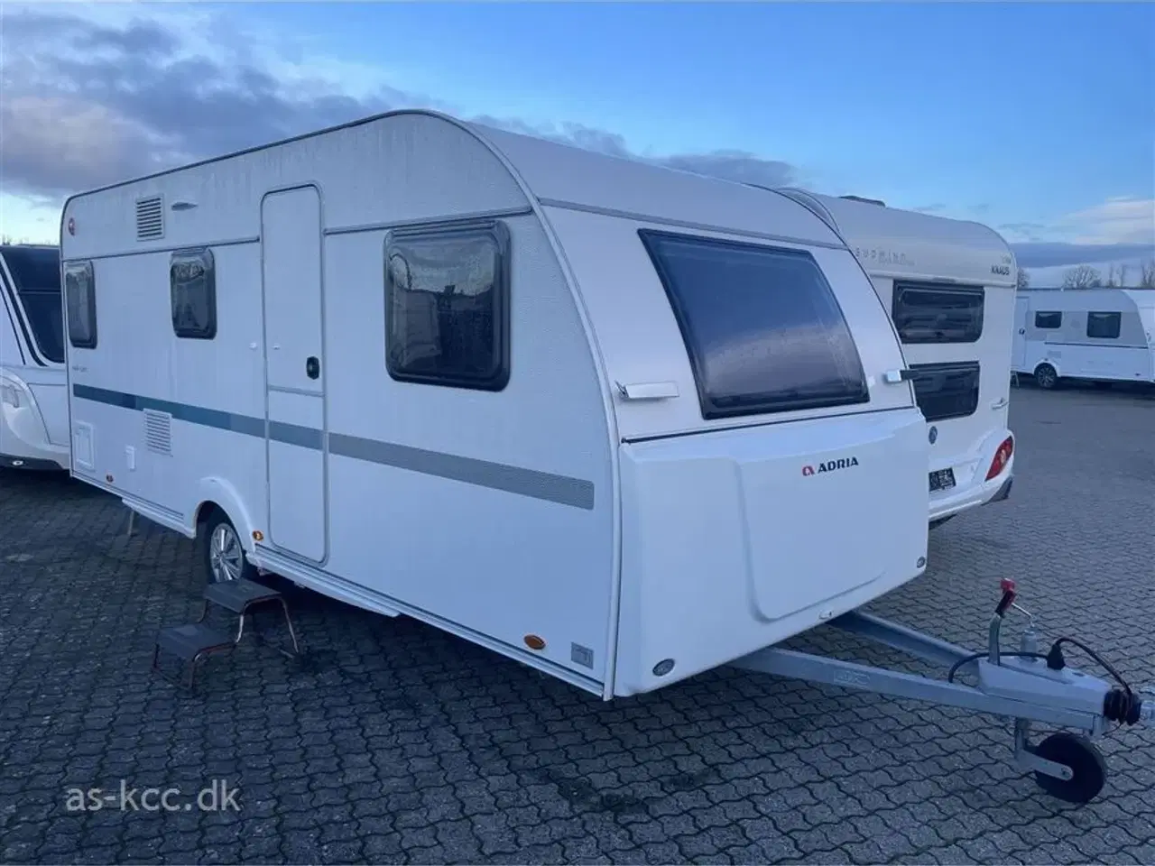 Billede 1 - 2023 - Adria Aviva 522 PT 3 køjer Adria Adiva 522 PT 3 køjer og dobbeltseng