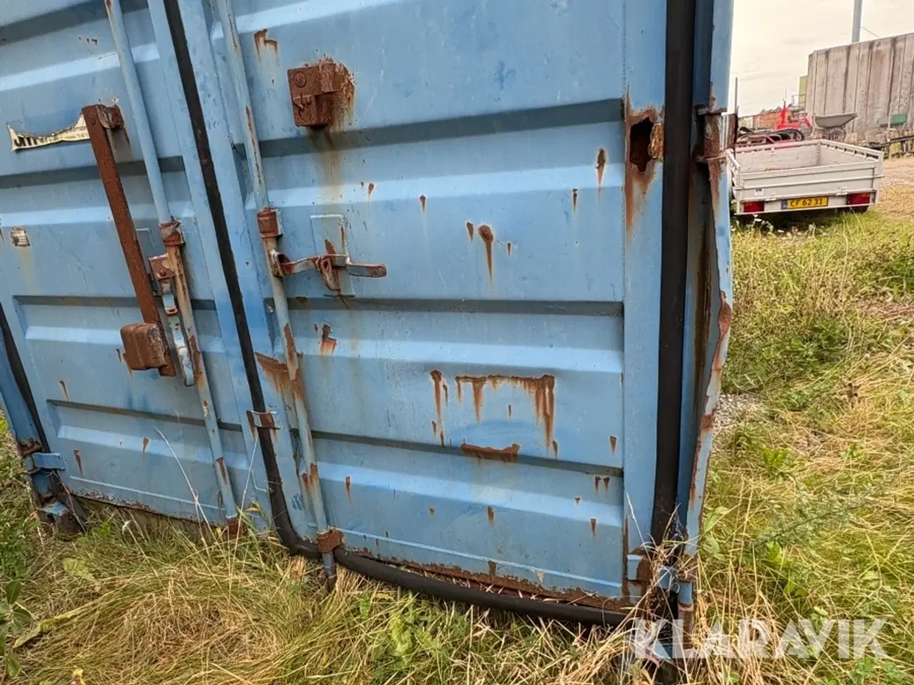 Billede 8 - Container 10 fods sælges med indhold