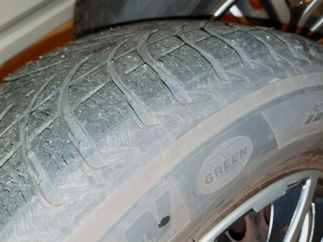 Billede 3 - Stålfælge med Michelin vinterdæk 4-5mm