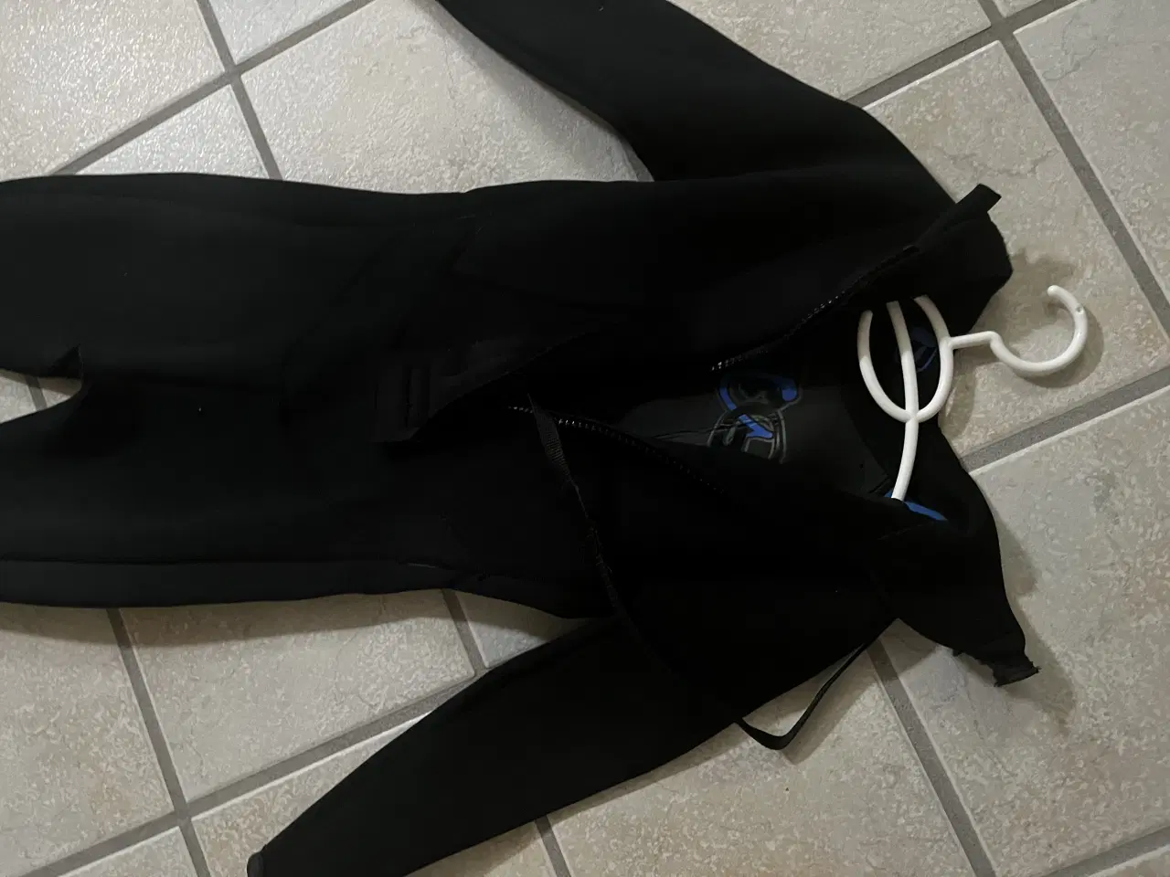 Billede 2 - Nepræn dykkerdragt til barn 