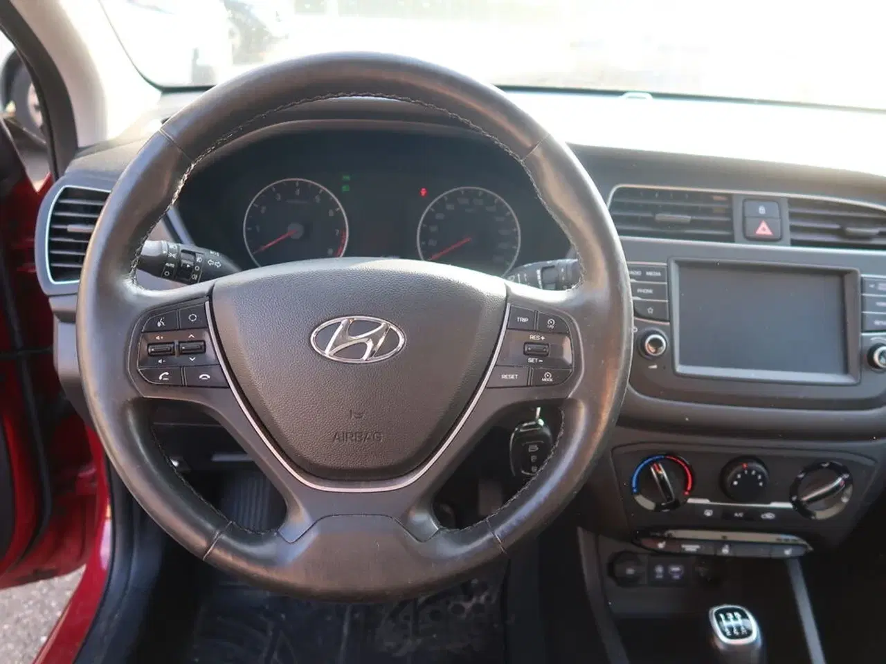 Billede 13 - Personbil HYUNDAI I20 1.25 5-dørs Hatchback (Momsfri)