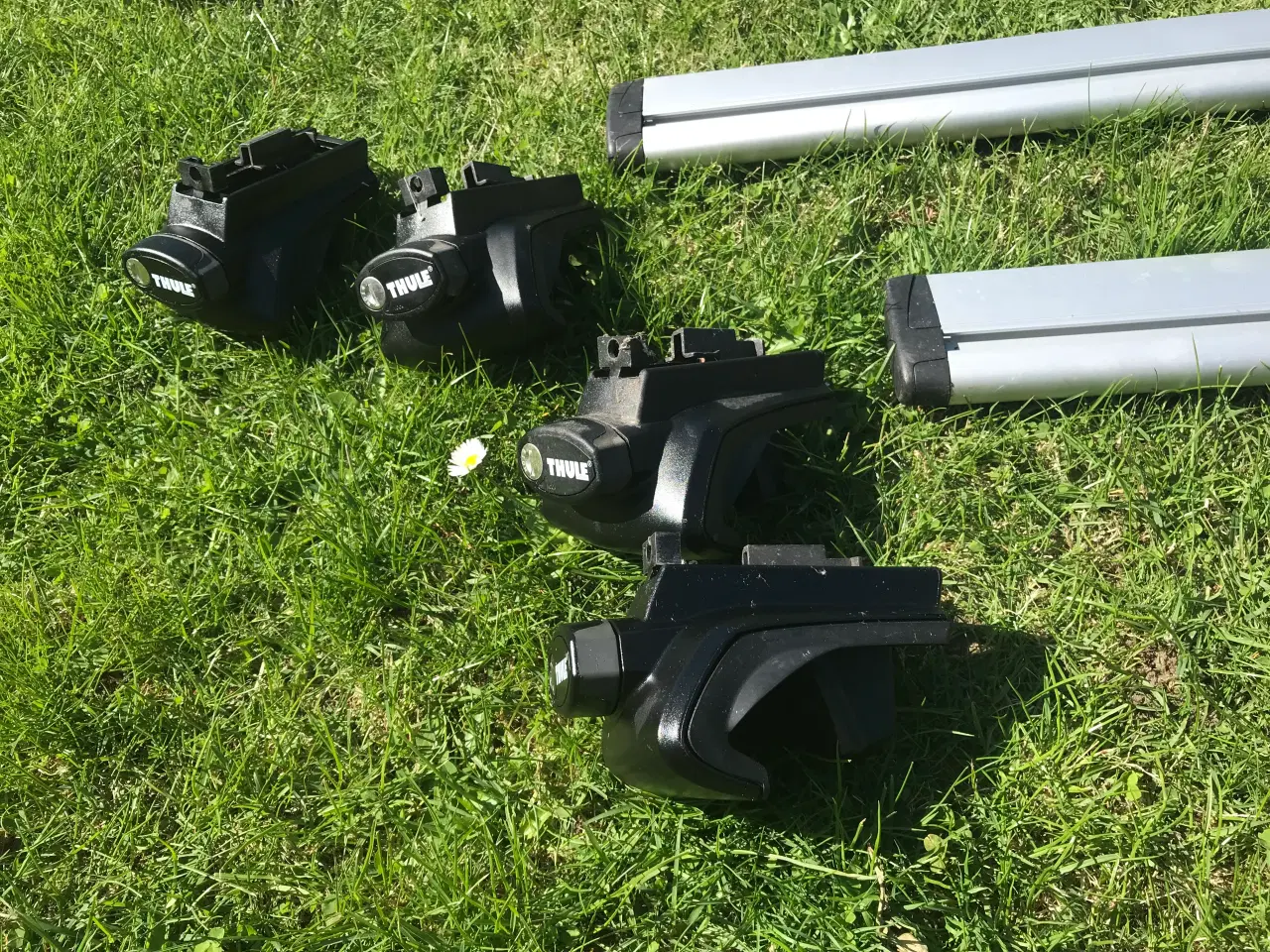 Billede 4 - Komplet cykelstativ til tagræling fra Thule